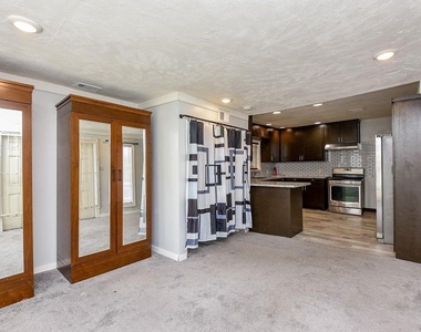4916 Old Spanish Trail - Photo Thumbnail 11