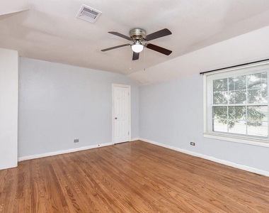 4916 Old Spanish Trail - Photo Thumbnail 18