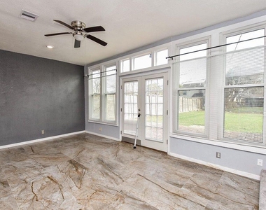 4916 Old Spanish Trail - Photo Thumbnail 14