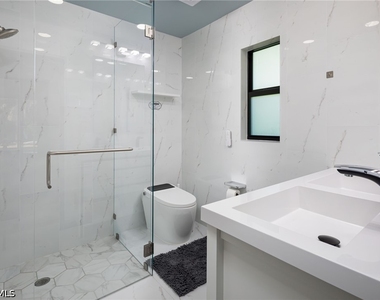 161 Mahogany Drive - Photo Thumbnail 10