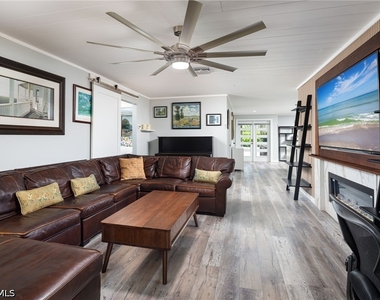 161 Mahogany Drive - Photo Thumbnail 8