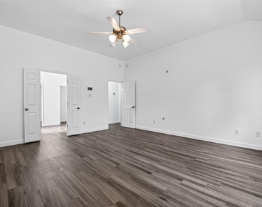13403 Summer Villa Lane - Photo Thumbnail 28