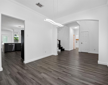 13403 Summer Villa Lane - Photo Thumbnail 4