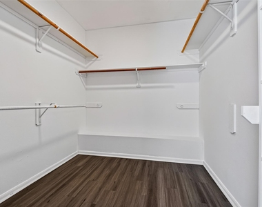 13403 Summer Villa Lane - Photo Thumbnail 33