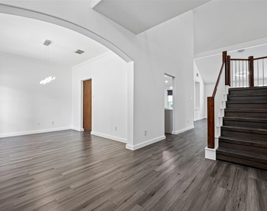 13403 Summer Villa Lane - Photo Thumbnail 3