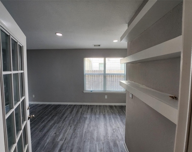 20718 Blanton Brook Drive - Photo Thumbnail 3