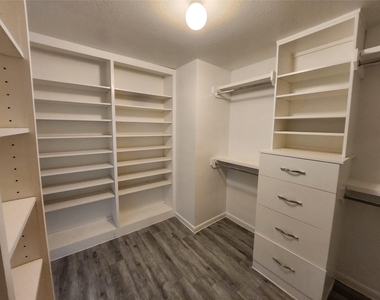 20718 Blanton Brook Drive - Photo Thumbnail 12
