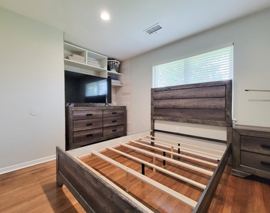 4405 W 43rd Street - Photo Thumbnail 19