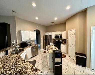 1106 Kerri Court - Photo Thumbnail 20