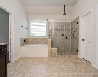 28666 Pleasant Forest Dr - Photo Thumbnail 27