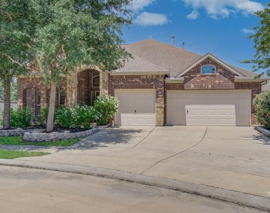 28666 Pleasant Forest Dr - Photo Thumbnail 1