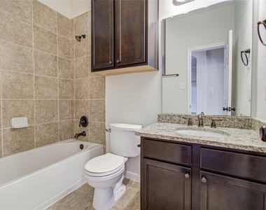 28666 Pleasant Forest Dr - Photo Thumbnail 36