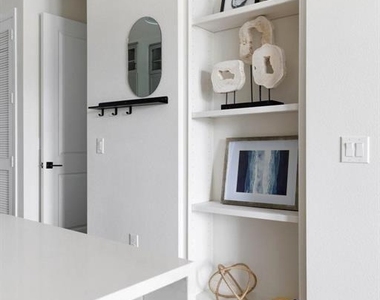 1508 Blodgett Street - Photo Thumbnail 10