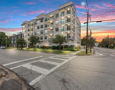 1508 Blodgett Street - Photo Thumbnail 1