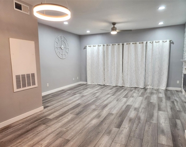6500 Harbor Town Drive - Photo Thumbnail 1