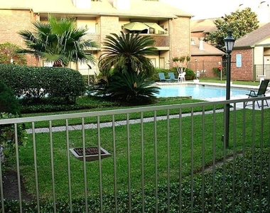6500 Harbor Town Drive - Photo Thumbnail 24