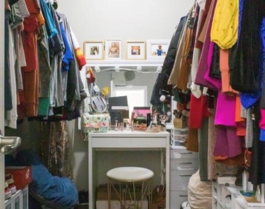 810 Shadberry Drive - Photo Thumbnail 13