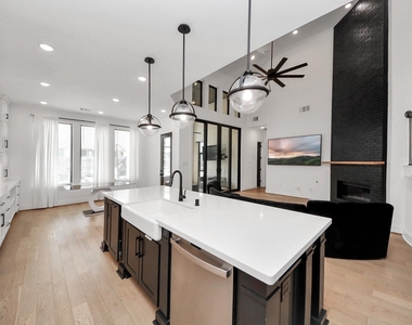 8906 Iron Forge Road - Photo Thumbnail 7