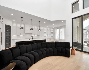 8906 Iron Forge Road - Photo Thumbnail 3