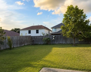 4931 Steel Meadows Lane - Photo Thumbnail 30