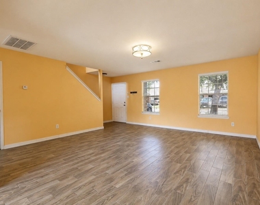 4931 Steel Meadows Lane - Photo Thumbnail 4