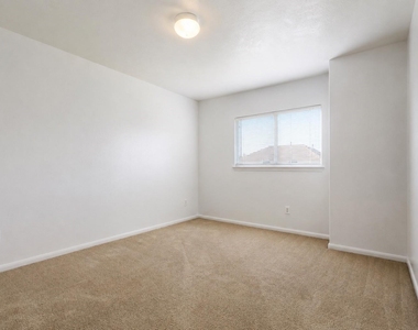 4931 Steel Meadows Lane - Photo Thumbnail 27