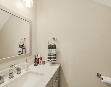 11026 Desert Springs Circle - Photo Thumbnail 16