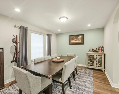 11026 Desert Springs Circle - Photo Thumbnail 4