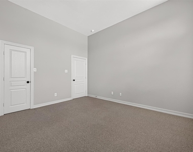 8602 Two Sisters Court - Photo Thumbnail 29