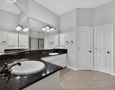 8602 Two Sisters Court - Photo Thumbnail 35