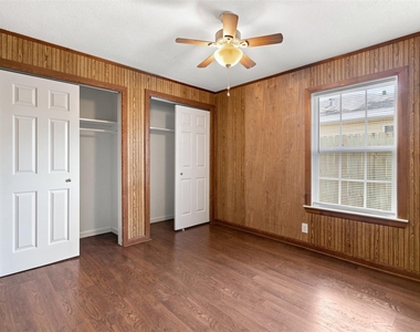 2213 17th Avenue N - Photo Thumbnail 13