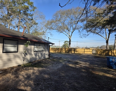 26334 Fm 2090 Road - Photo Thumbnail 1