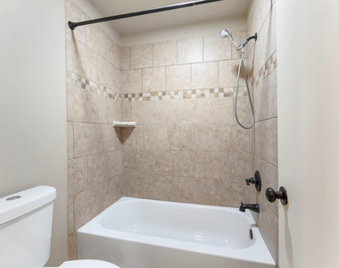 1010 E Red Cedar Circle - Photo Thumbnail 17