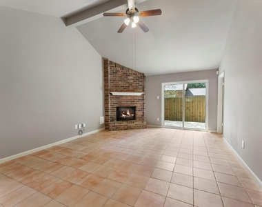 1010 E Red Cedar Circle - Photo Thumbnail 9