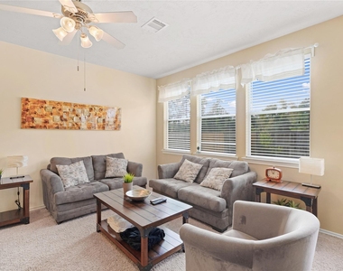 211 Bloomhill Place - Photo Thumbnail 6