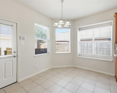 6165 Darlington Ct Court - Photo Thumbnail 14