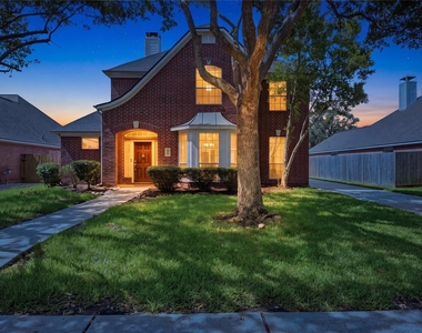 6165 Darlington Ct Court - Photo Thumbnail 1