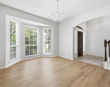 6165 Darlington Ct Court - Photo Thumbnail 6