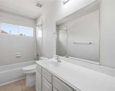 6165 Darlington Ct Court - Photo Thumbnail 27