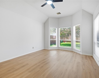 6165 Darlington Ct Court - Photo Thumbnail 18