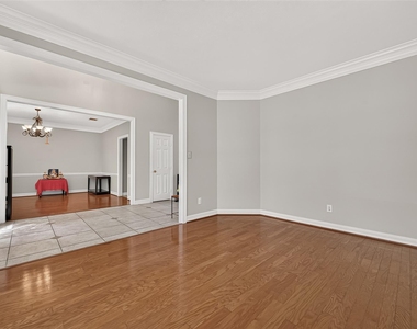 1715 Lake Quitman Drive - Photo Thumbnail 4