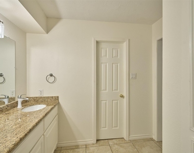 11616 Timberwild Street - Photo Thumbnail 31