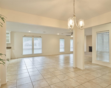 11616 Timberwild Street - Photo Thumbnail 9