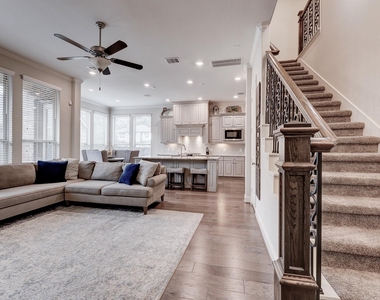 155 Skybranch Drive - Photo Thumbnail 5