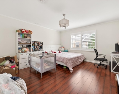 12705 Huntingwick Drive - Photo Thumbnail 26