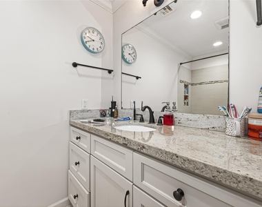 12705 Huntingwick Drive - Photo Thumbnail 24