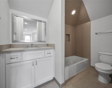 42 Wooded Park Place - Photo Thumbnail 10