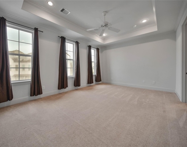 42 Wooded Park Place - Photo Thumbnail 20