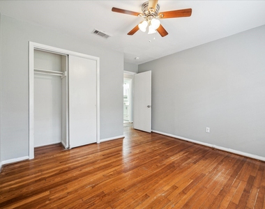 5237 Maple Street - Photo Thumbnail 13