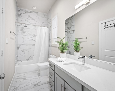 2110 Stuart Street - Photo Thumbnail 19